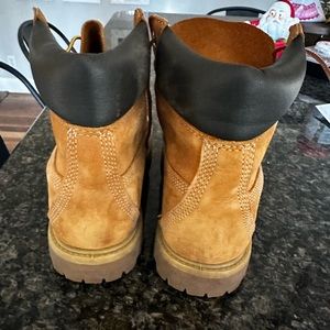 Women’s Timberland boots. Good condition. Size 8.5